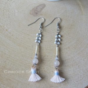 boucles oreilles pendantes pompons roses indien chinook spirit