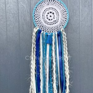 Attrape reves crochet indigo pompon marine Chinook Spirit